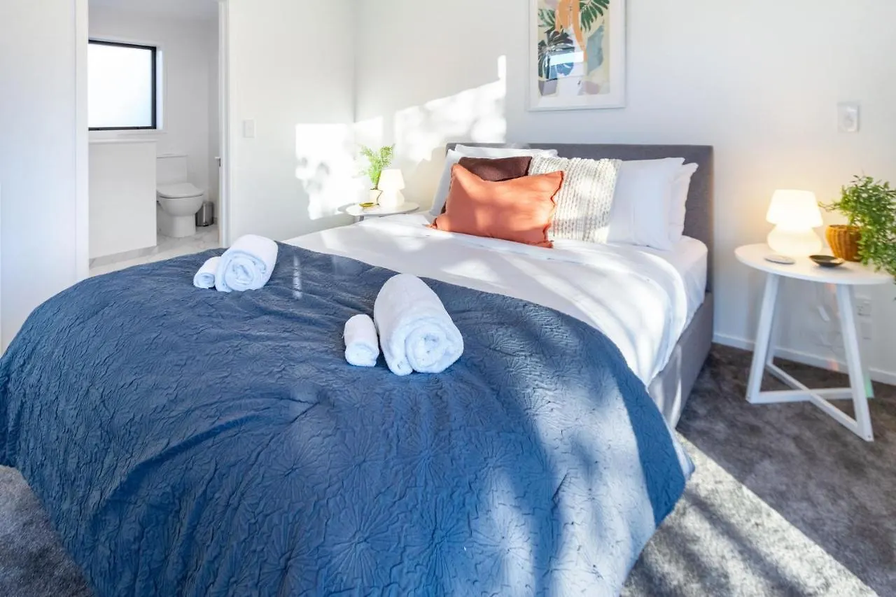 Apartment Best Of Central Christchurch 2 Bed 2 Bath